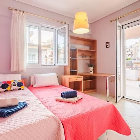 Spacious Urban Haven-family Home, Perfect Location *