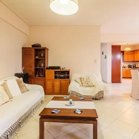 Spacious Urban Haven-family Home, Perfect Location *