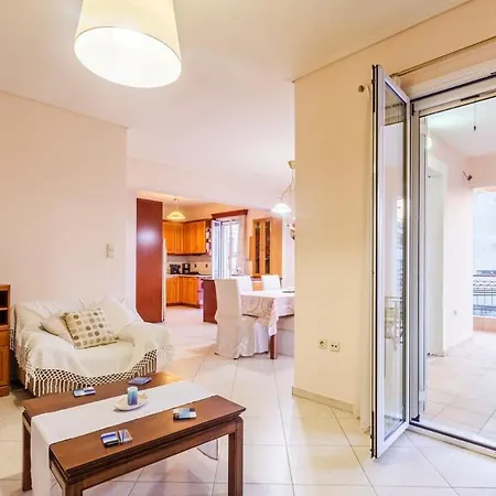 Spacious Urban Haven-family Home, Perfect Location *