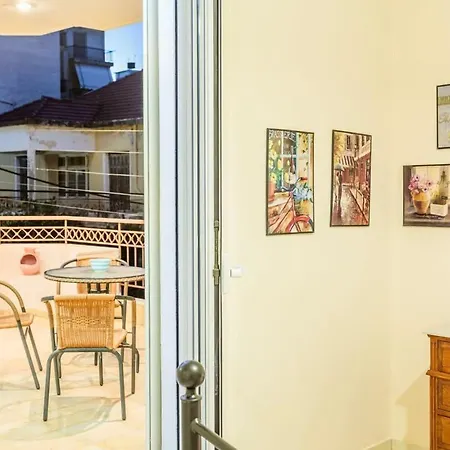 Spacious Urban Haven-family Home, Perfect Location