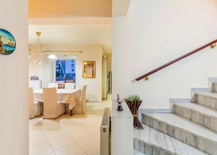 아파트 Spacious Urban Haven-family Home, Perfect Location *