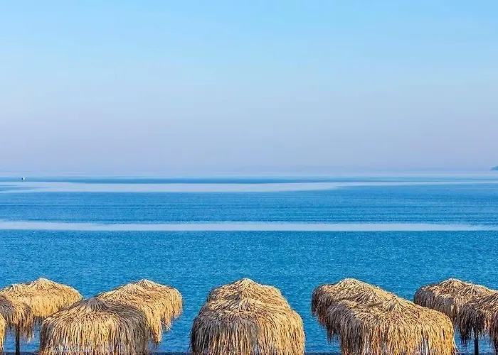 Spacious Urban Haven-family Home, Perfect Location * Kalamata